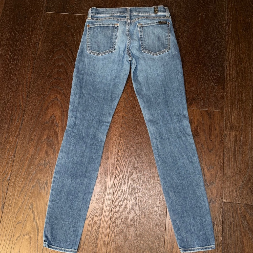 7 For All Mankind classic ankle jean size 26